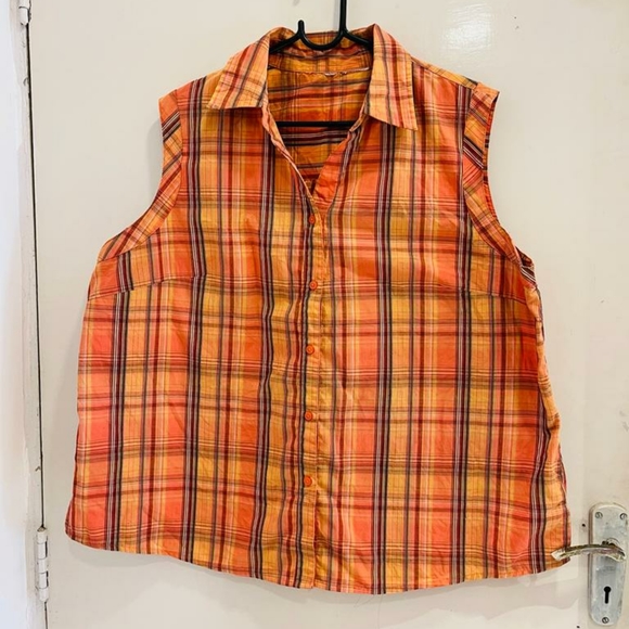 Orange chequered shirt - Picture 7 of 7